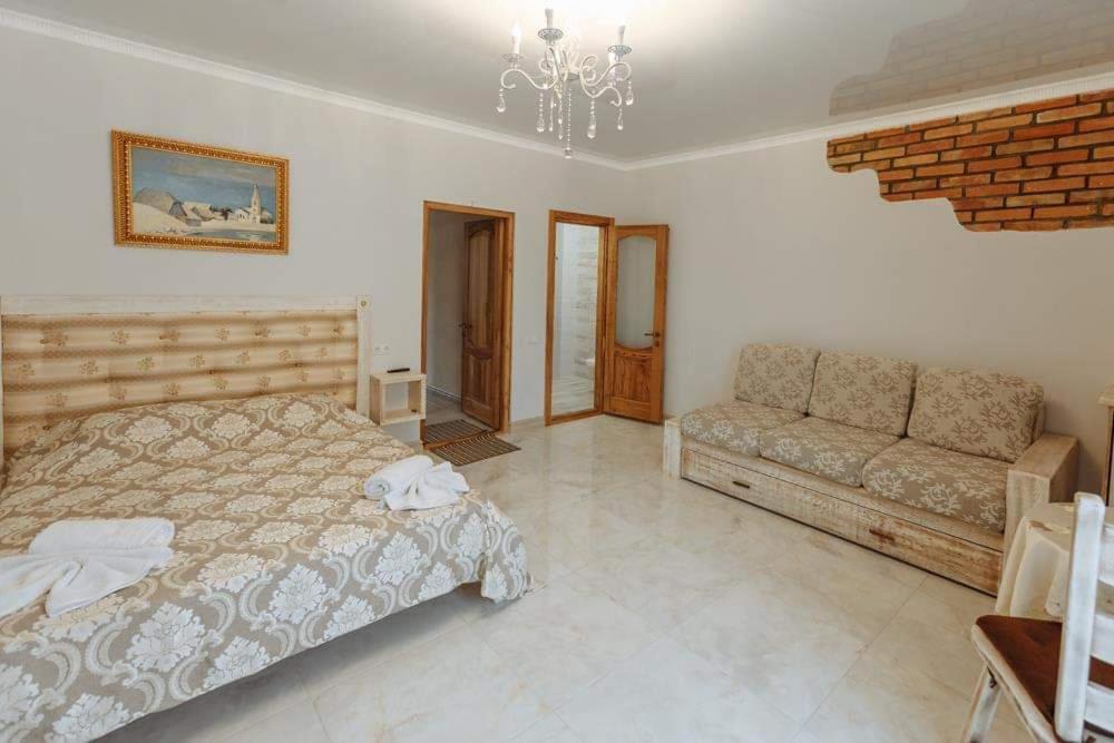 Бутик 2017 Hotell Bilhorod-Dnistrovsʼkyy Exteriör bild