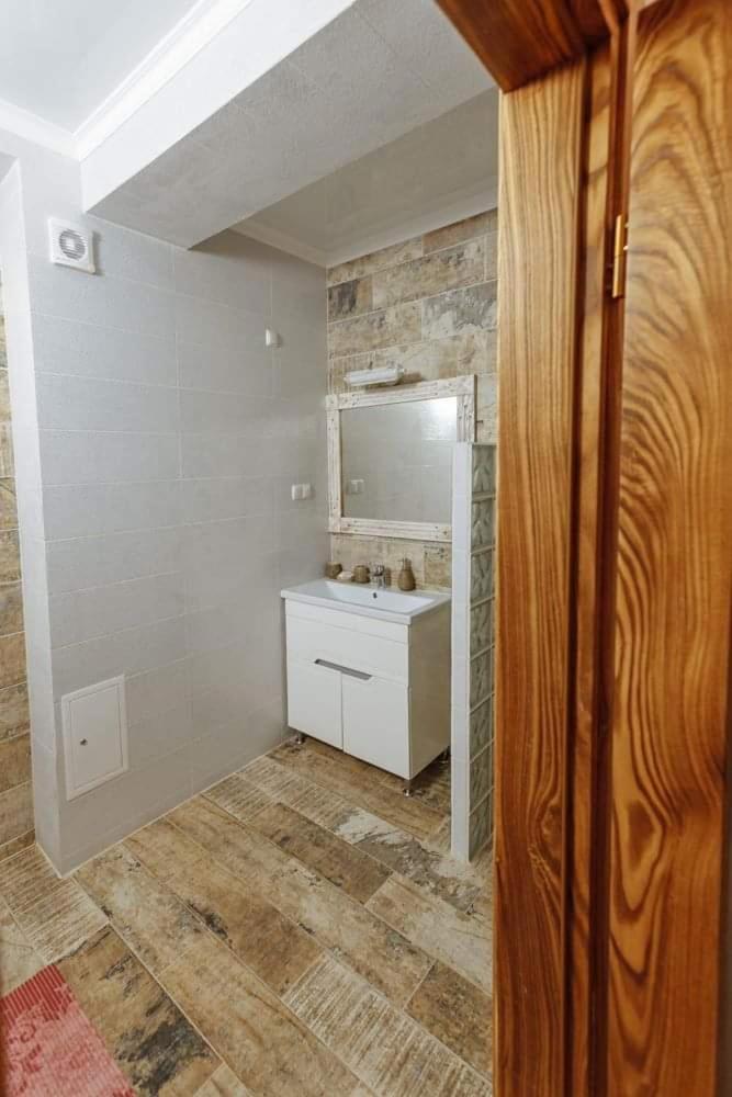 Бутик 2017 Hotell Bilhorod-Dnistrovsʼkyy Exteriör bild